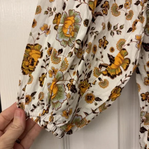 Floral Boho Blouse, M - Picture 2 of 7